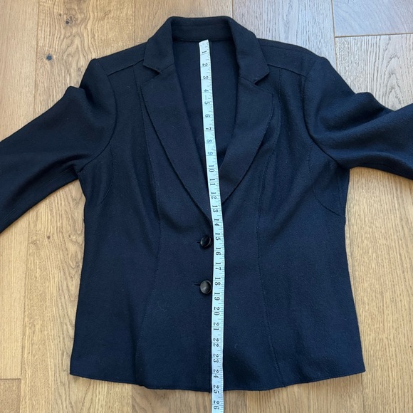 Marc Cain Ladies Virgin Wool Cardigan/Blazer - Size 5 (US 12) - EUC - Navy Blue - Picture 4 of 9